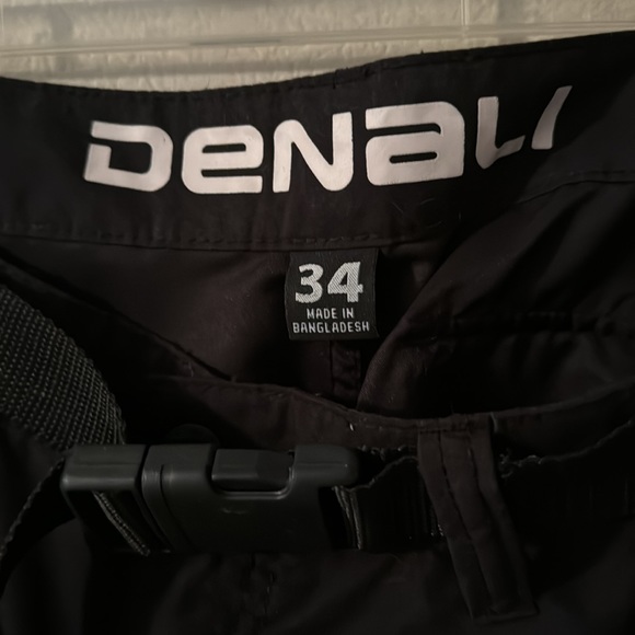 NWT- Men’s Denali Cargo Shorts - Picture 2 of 4